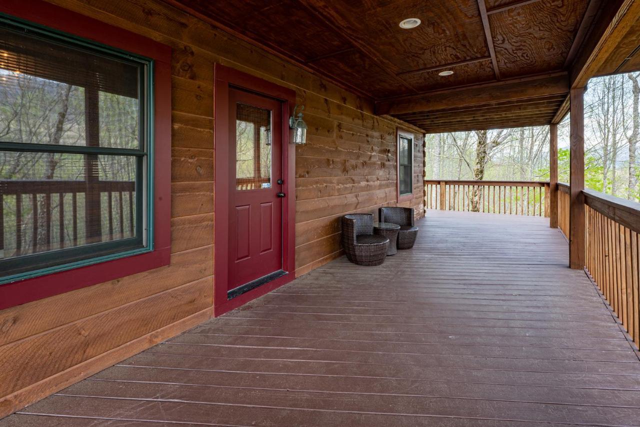 Staynantahala - Smoky Mountain Cabins And Luxury Yurts Aquone Eksteriør bilde